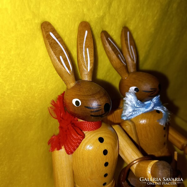 "Nyuszi pár "  ,eredeti Erzgebirge. Fából készült fiú-lány nyúl figura. Húsvéti dekoráció. Fa figura