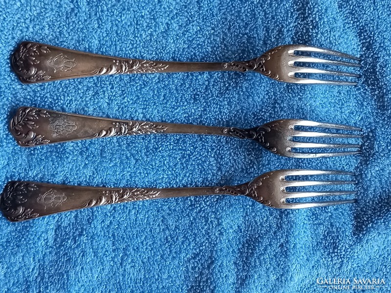 3 Antique French Rococo 143g (950 fine) sterling silver forks from the workshop of Emile Puiforcat