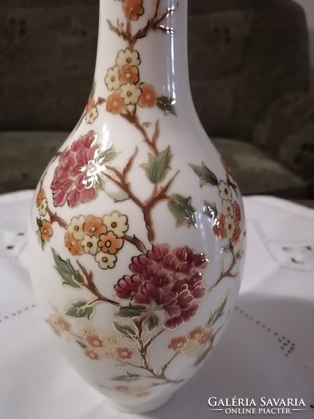Gyönyörű Zsolnay 27 cm magas váza