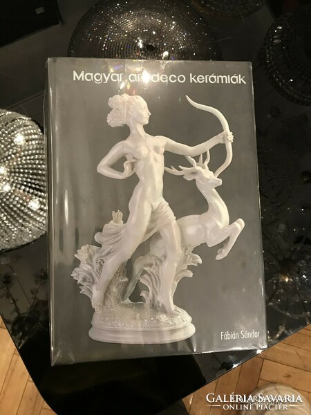 Sándor Fábián: Hungarian art deco ceramics (book)