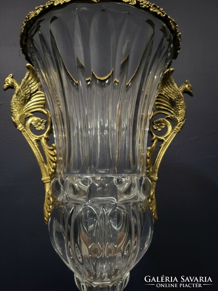 Pompás empire kristály váza bronz veretekkel , asztalközép , amfora , urna