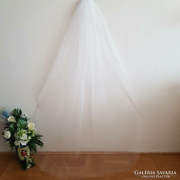 FTY49 - 1 rétegű, szegetlen, Hófehér menyasszonyi fátyol 200x150cm