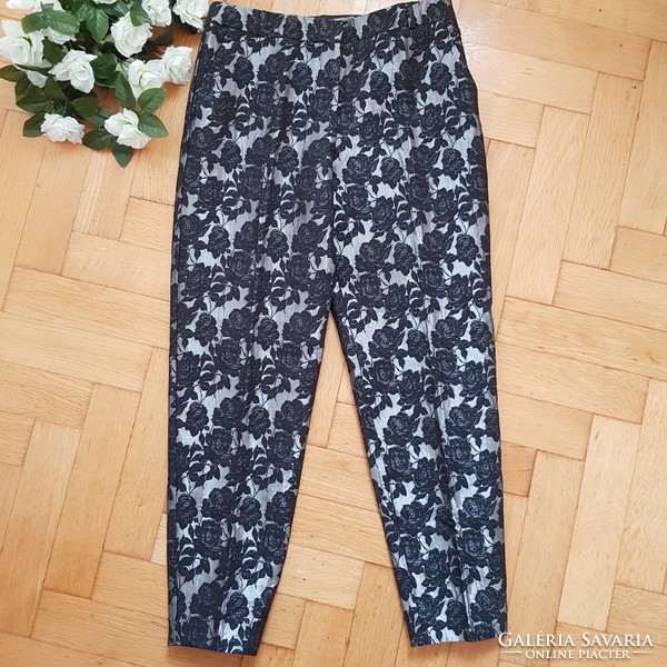 New, size 36-38/s rose pattern costume pants, casual pants