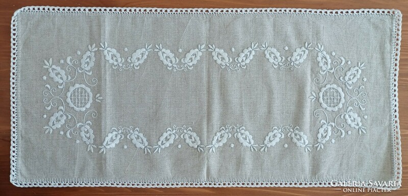 Table cloth / runner embroidered on raw canvas