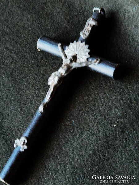 Antique, small-sized crucifix with pleh Christ
