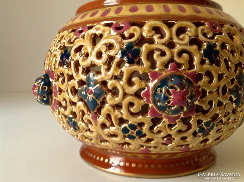 Zsolnay pot / ornamental vessel from the wanda series 1885 - 1887