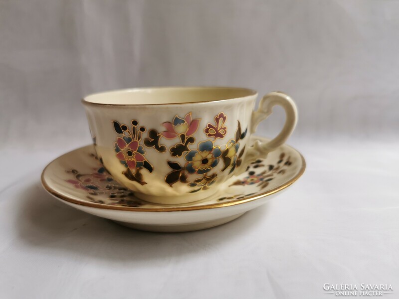 Antik Zsolnay arany kontúros virágos teás csésze