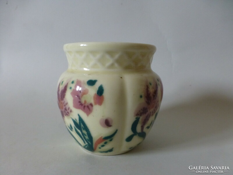 Beautiful Zsolnay vase with Persian pattern