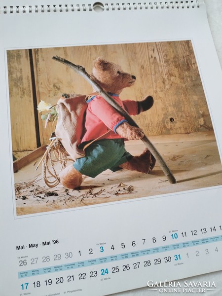 Teddy maci - 98 - as fali naptár - vintage jelleggel
