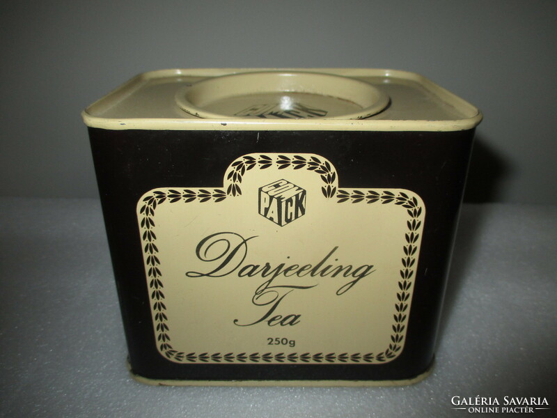 Compack metal tea box