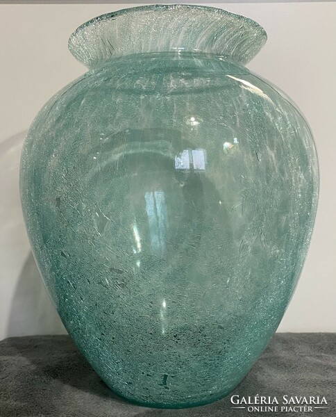 Fractal veil glass vase in good condition as shown in the pictures.