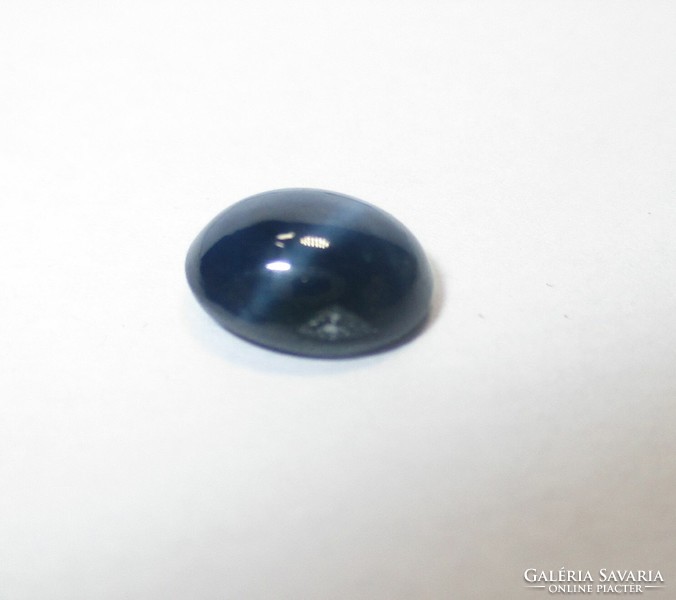 Star sapphire, dark blue 1.5 ct