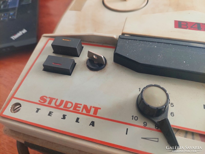 Retro tesla b47 student reel-to-reel tape recorder