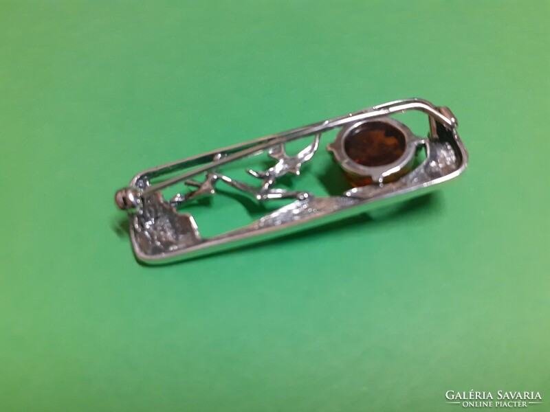 Marked silver amber stone brooch badge with safety switch with needle