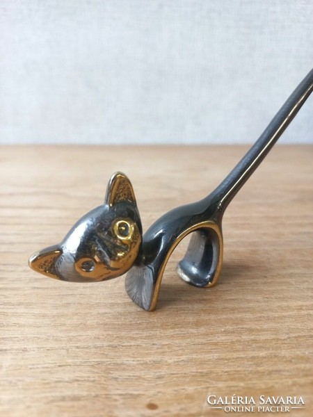 Walter Bosse fém cica, macsak figura