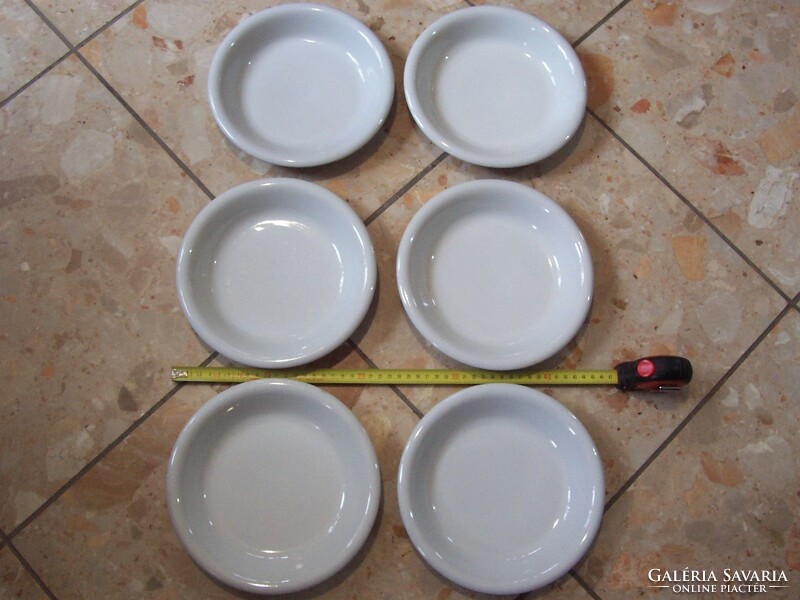 6 db alföldi fehér tányér eladó együtt
