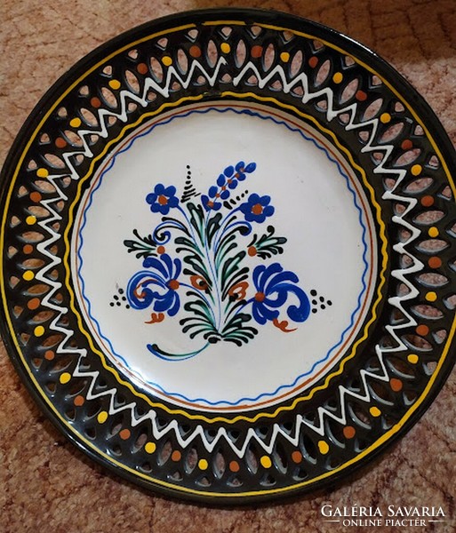 Ceramic wall plate 30 cm in diameter