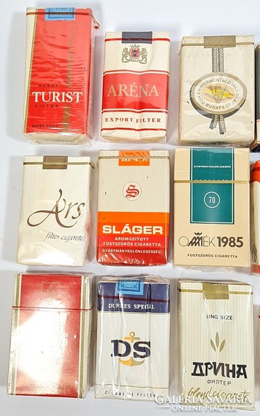Unopened cigarette retro / vintage collection