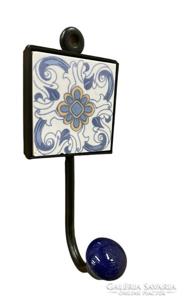 1 Hanging hangers in a metal frame with porcelain inlay and ceramic inlay