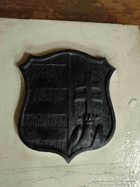 Old coat of arms of Hungary, old casting, late 19th century, probably outdoor cast iron coat of arms, nice decoration