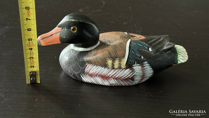 Wooden decorative duck