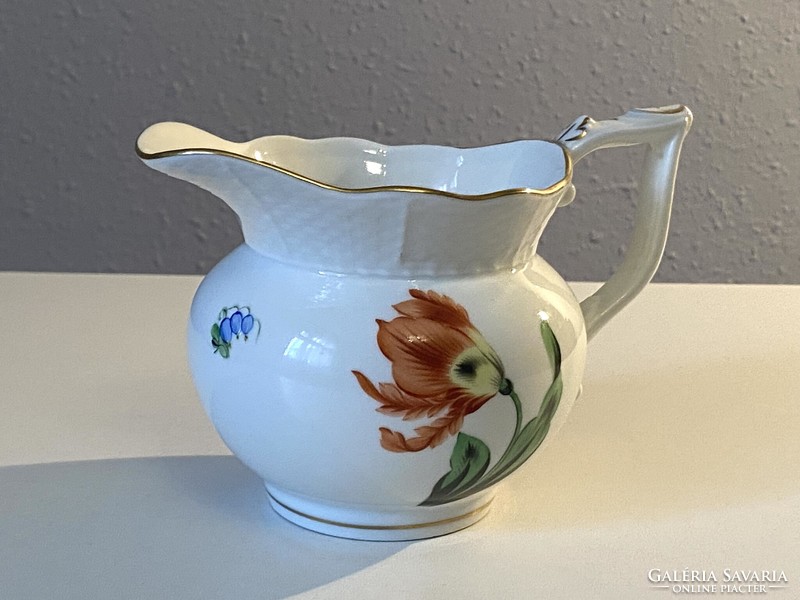Herend porcelain spout with handle and tulip decor