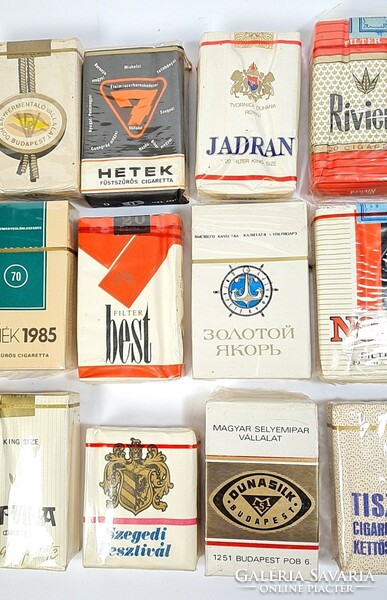 Bontatlan cigaretta retró / vintage gyűjtemény