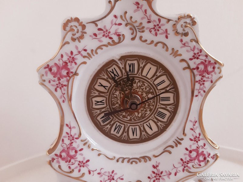 Baroque porcelain clock from Hollóháza