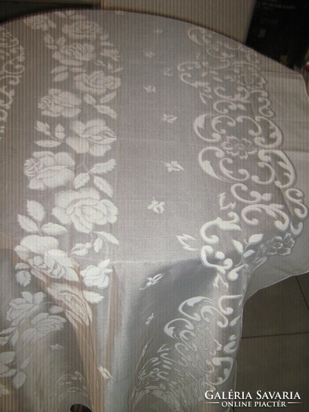 Beautiful Spanish rose baroque pattern elegant tablecloth