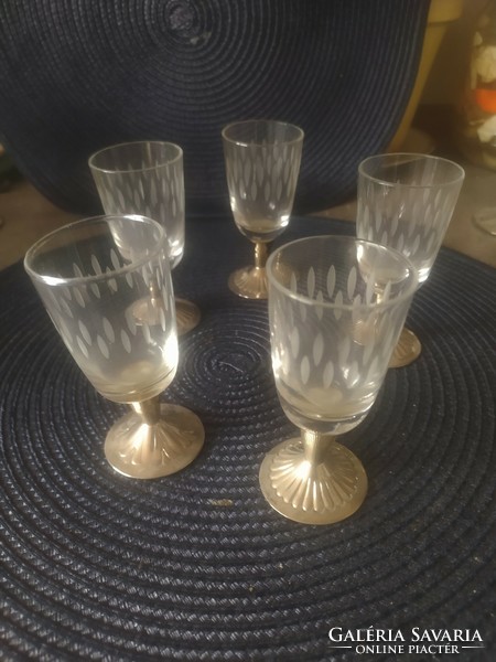 5 pcs 60 ml and stemmed glasses with metal bases