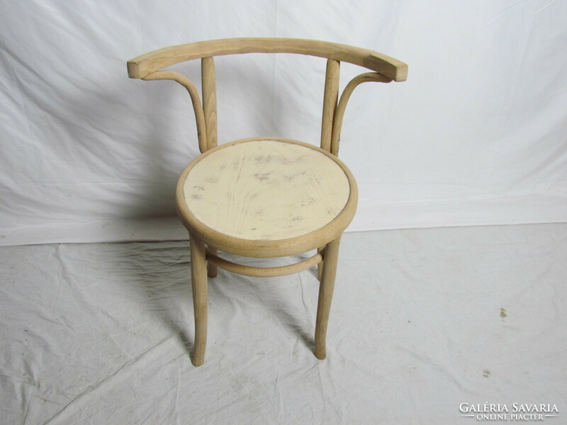 Antik Thonet karfás szék  (csiszolt, restaurált)