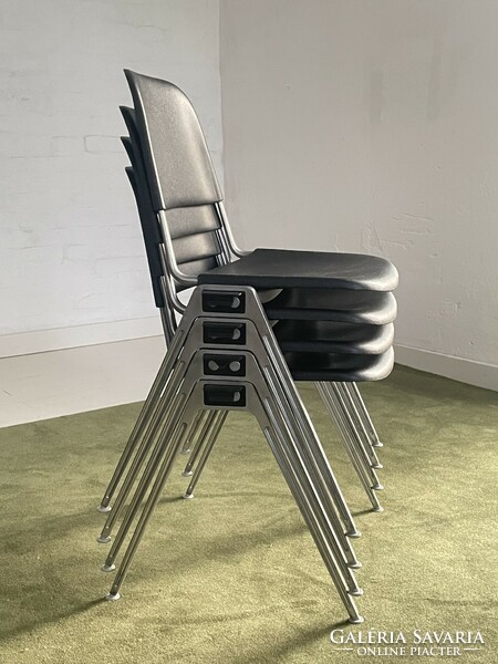 Vintage knoll 1601 stackable aluminum chair by don albison 1964