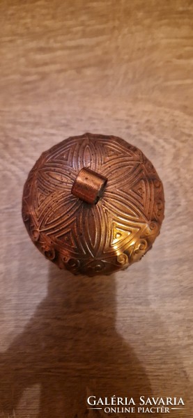 Copper jewelry holder