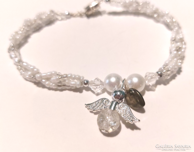 Women's bracelet with white angel pendant