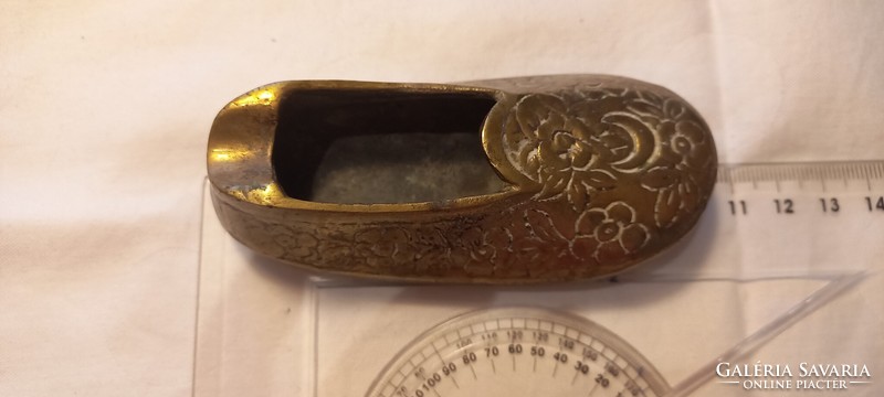 Copper slipper ashtray