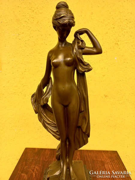Female act bronze sculpture