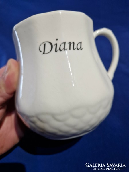 Kőporc porcelán hasas bögre Diana felírattal