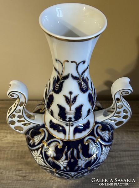 Hollóházi porcelán barokk váza