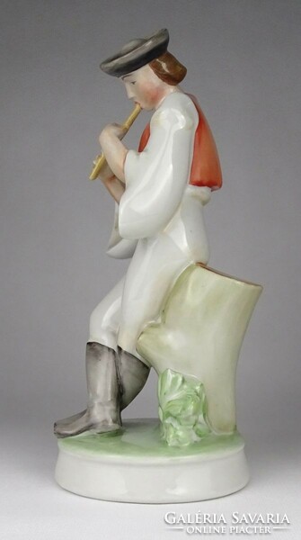 1Q332 Régi nagyméretű Zsolnay furulyázó legény porcelán figura 26 cm