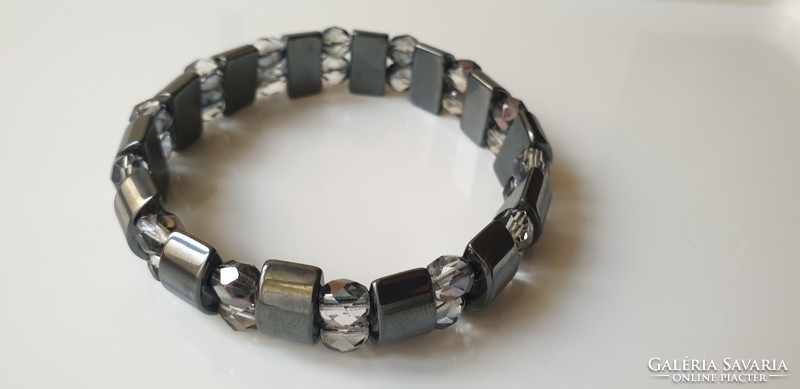 Hematite bracelet with smoky polished glass beads.
