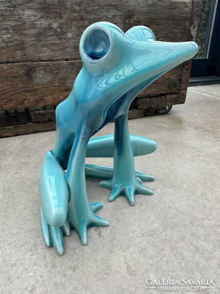 Zsolnay base glaze large frog-reed judit