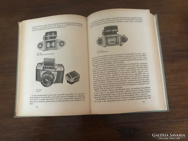 The book Zoltán Sárközi: my camera, táncsics book publisher, Budapest, 1967.