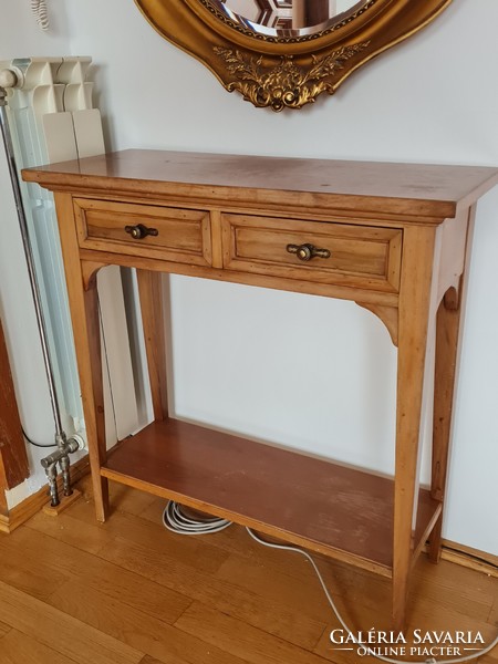 Classic table with drawers