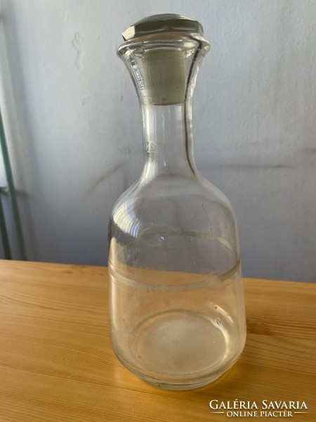 Retro glass bottle, spout