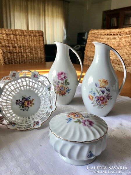 Gilded floral porcelain set