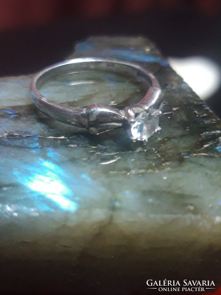 Köves ezüst gyűrű - 55- ös méret