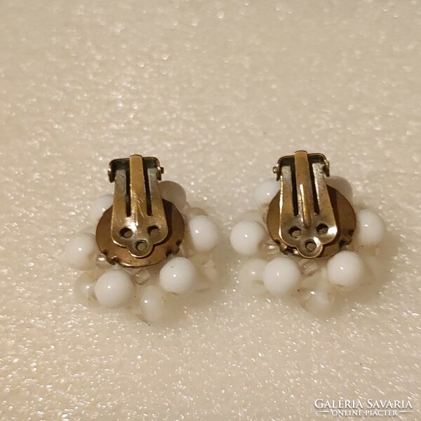 Old glass pearl ear clip