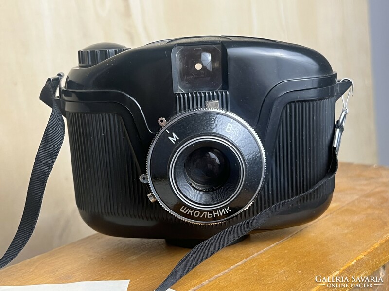 Skolnyik analog camera with original box, beautiful condition