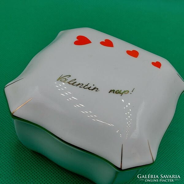 Rare collectible Valentine's Day aquincum anita porcelain bonbonier
