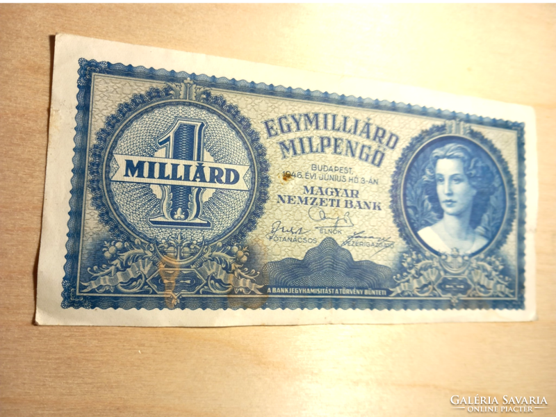 For sale is the crisp papí money issued in 1946, June 3, 1946...
